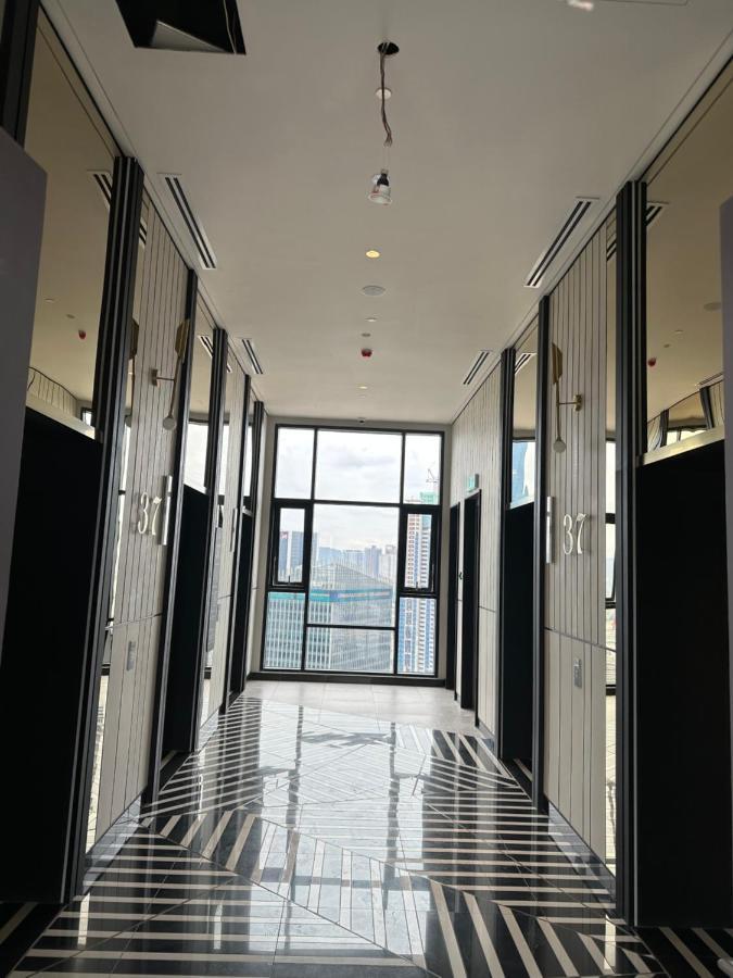 Crystal Suites At Axon Residence Near Pavilion 쿠알라룸푸르 외부 사진