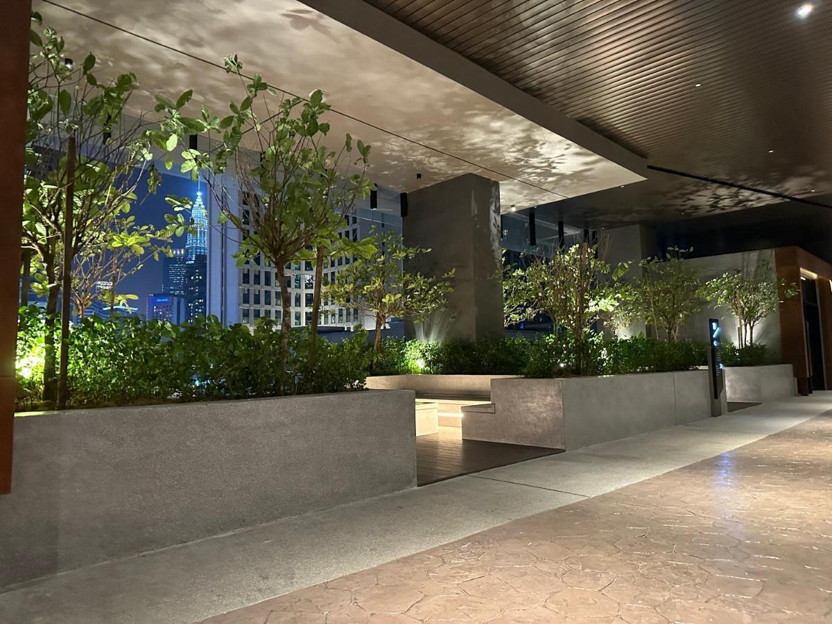 Crystal Suites At Axon Residence Near Pavilion 쿠알라룸푸르 외부 사진