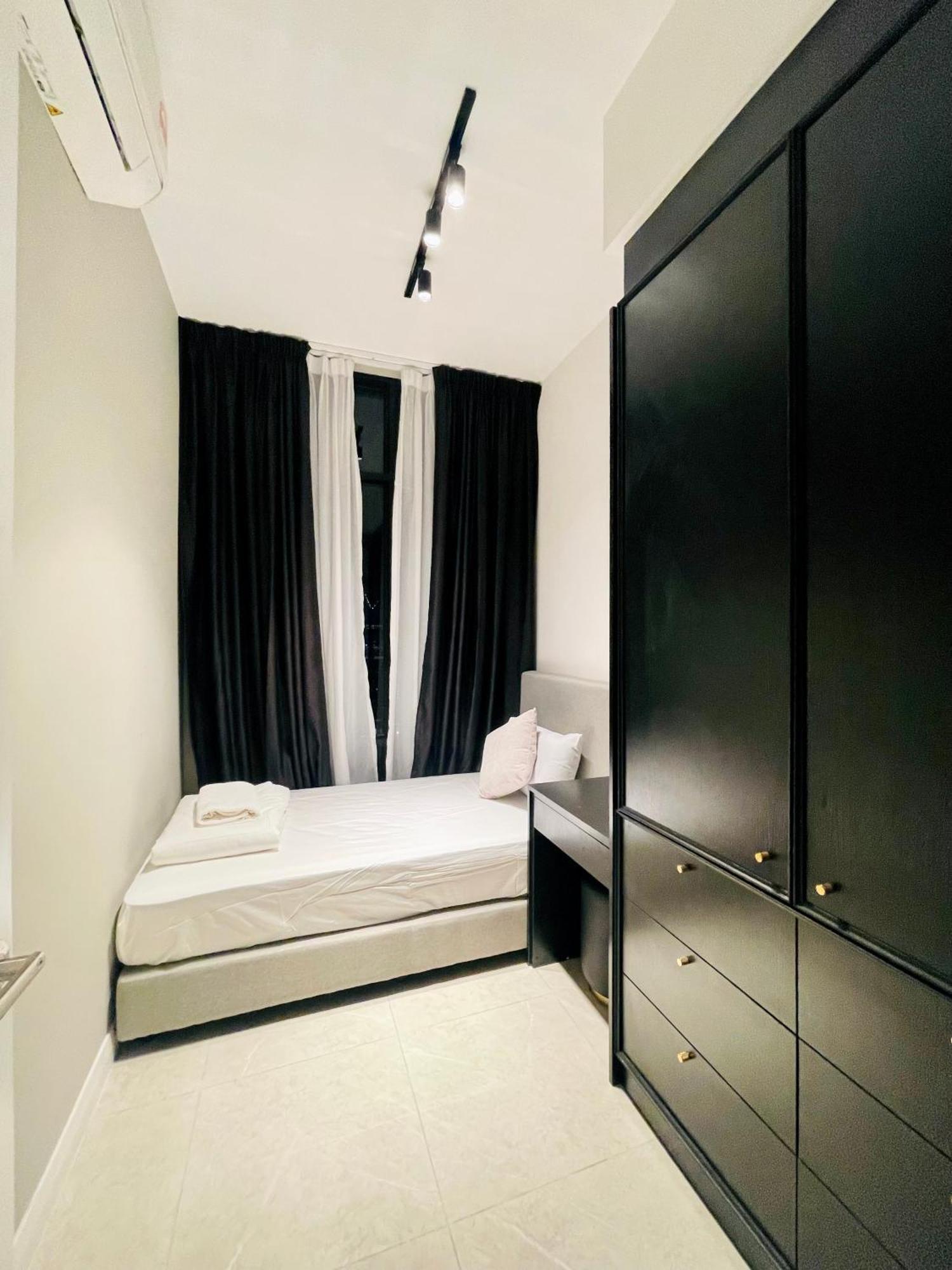 Crystal Suites At Axon Residence Near Pavilion 쿠알라룸푸르 외부 사진